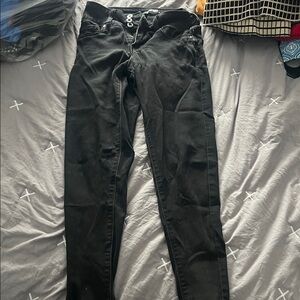Black Skinny Jeans